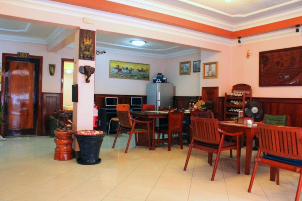 Nawin Palace Guesthouse Phnom Penh Eksteriør bilde